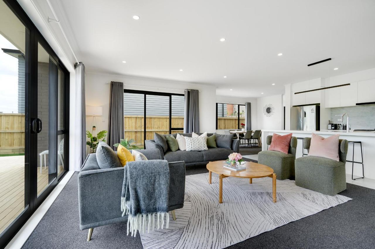 Fabulous River View - Brand New House In Hamilton Exterior foto